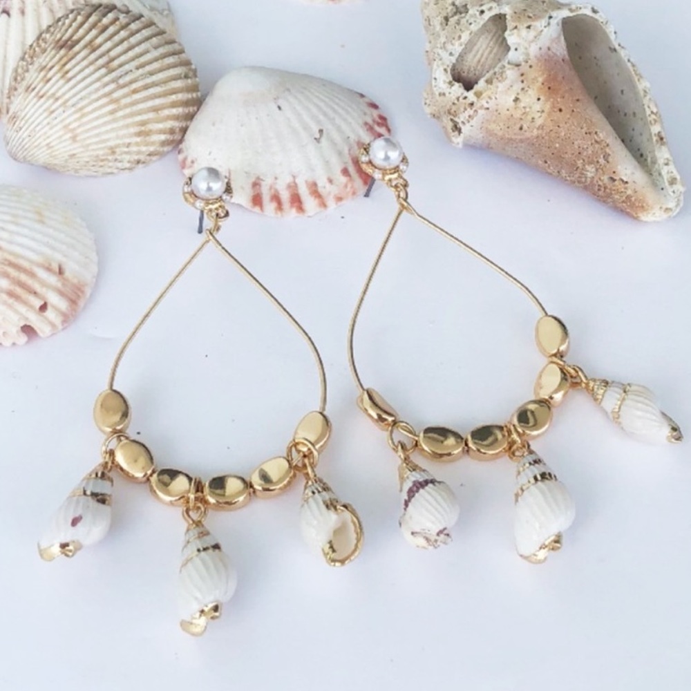 SeaShell Drop Earrings (Y11)